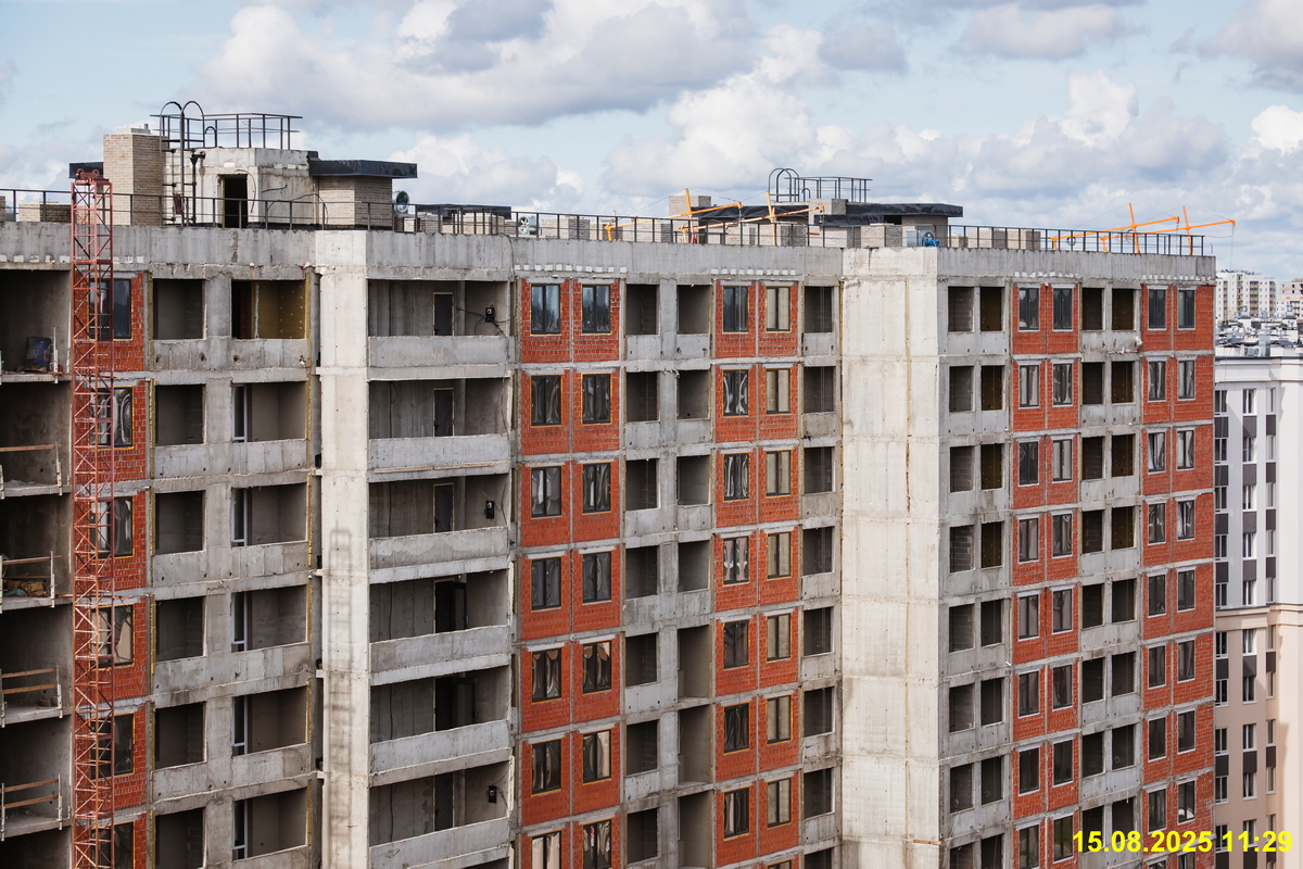 15 августа 2025