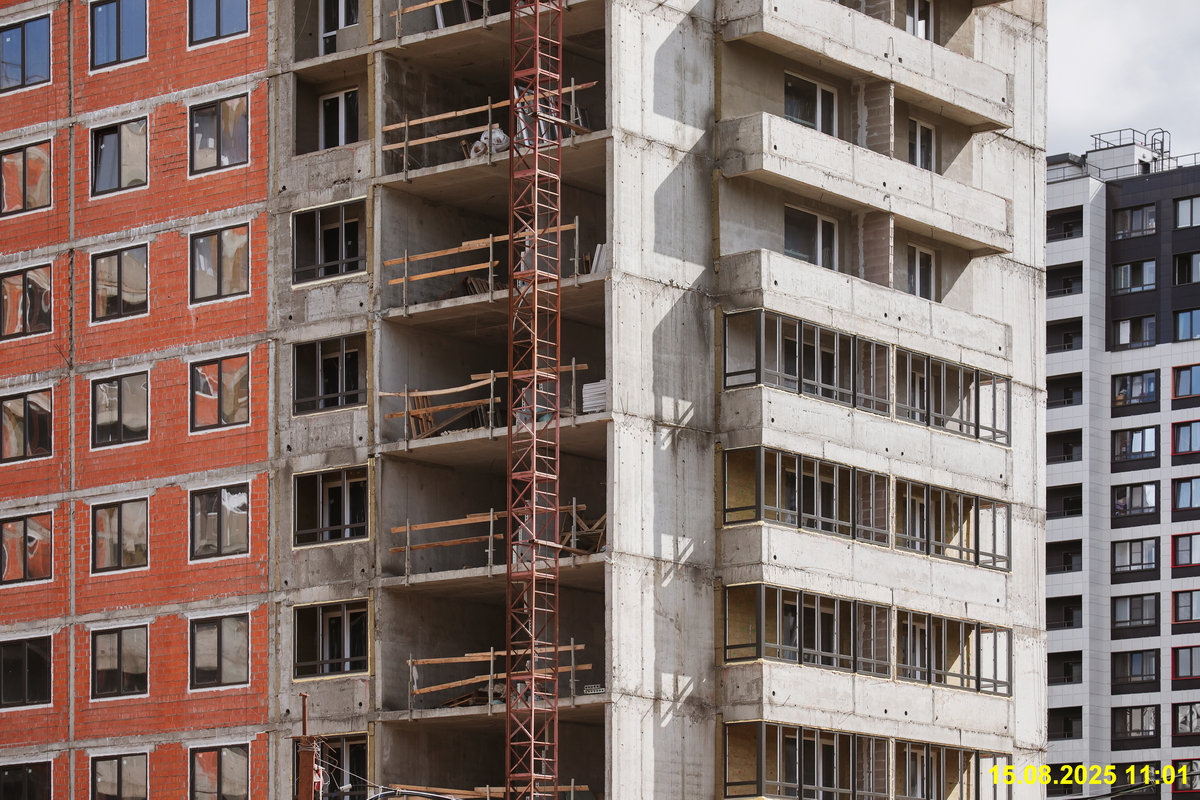 15 августа 2025