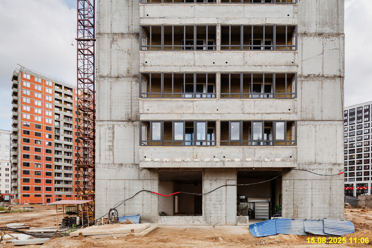 15 августа 2025