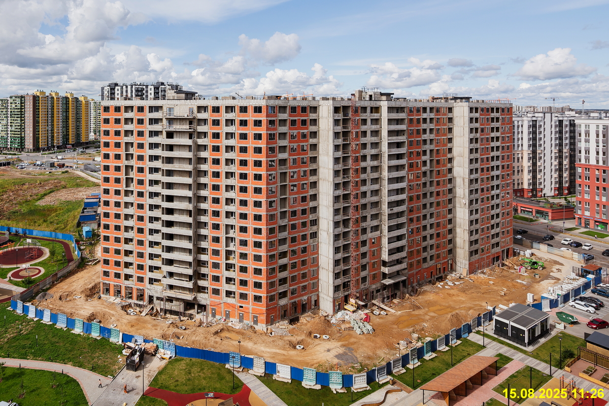 15 августа 2025